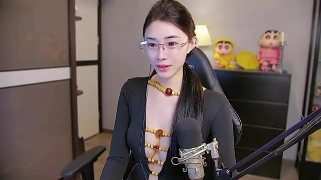 XiaoYuBao- online show from July 17, 6:44 pm