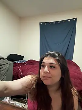 treasurebabii online show from April 8, 8:49 am