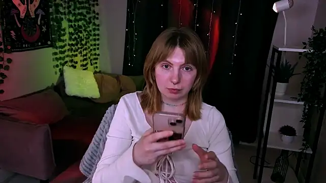susie miu online show from June 24, 9:25 pm