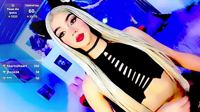blonde queen- online show from May 20, 1:57 am