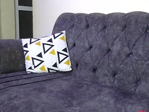 larakk22 online show from March 25, 4:43 pm