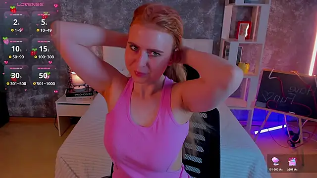 Shiny Liss online show from June 5, 1:53 am