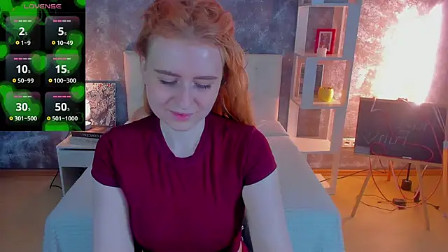 Shiny Liss online show from June 3, 1:39 am