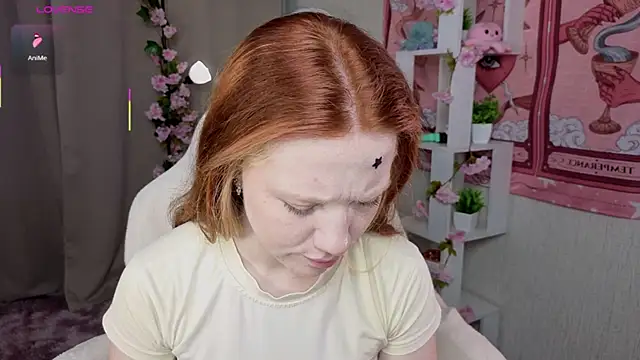Sparky fox online show from June 29, 11:59 pm