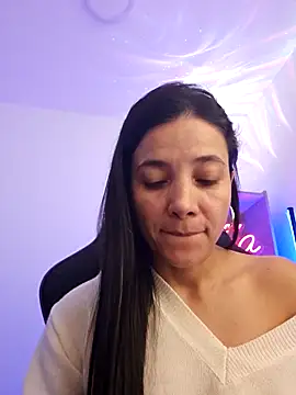 miaeyex online show from May 11, 12:07 pm