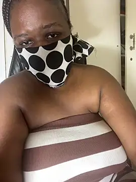 NaughtyGirl0000 online show from May 21, 9:40 am