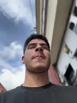 ApoloGray   online show from April 15, 7:58 pm