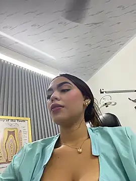 daniela-sexy online show from July 18, 3:25 pm