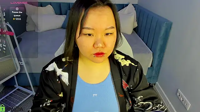 Tokyodreamss online show from April 11, 7:56 am