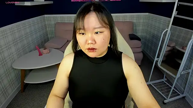 Tokyodreamss online show from April 10, 9:59 am