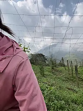 Sullyy lux online show from March 18, 2:27 am