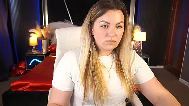 AlissyaGrayy online show from June 13, 12:57 pm