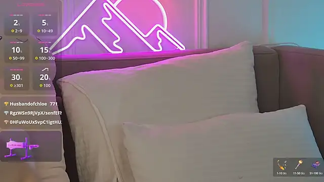MeganStrane online show from July 16, 11:15 am