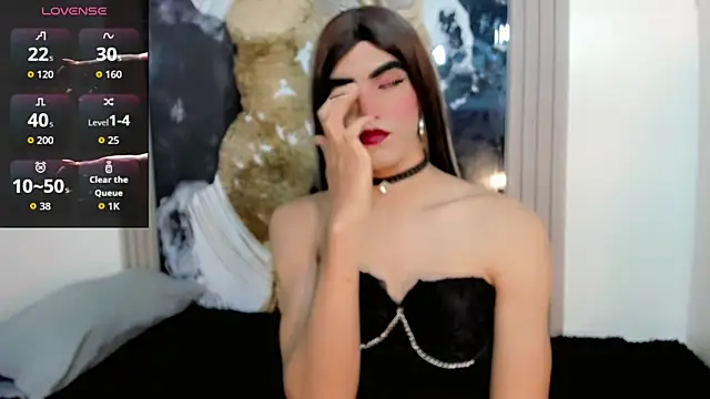 Tiffany Velanyer   online show from May 31, 3:34 am