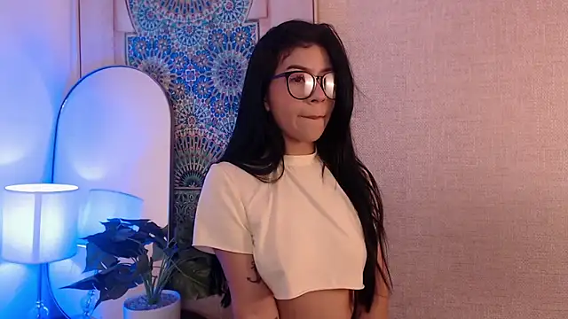 Ammyrah   online show from March 19, 11:47 am