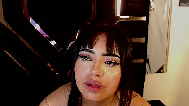 sweetbloomcs online show from August 5, 11:33 pm