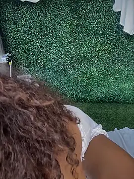 CurlyOopsieXXX online show from June 19, 9:51 pm