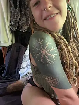HornyHippy1 online show from June 27, 9:10 am