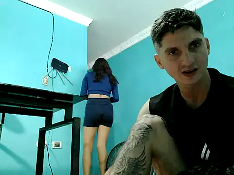 green-420 online show from March 18, 8:47 pm