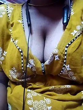 Lucky Meenu online show from April 6, 11:39 pm