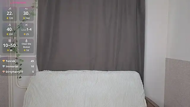 Emily Nelsonn online show from June 24, 4:06 pm