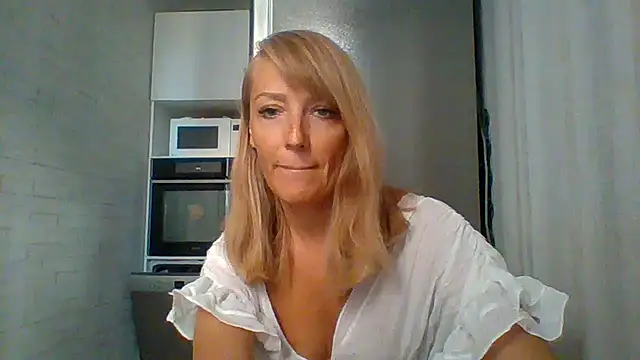 Satu8 online show from July 2, 3:18 pm