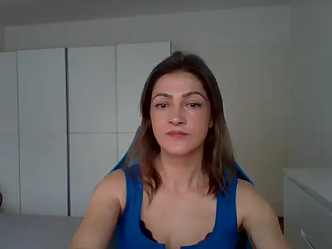 EVERLYY online show from March 23, 7:47 am