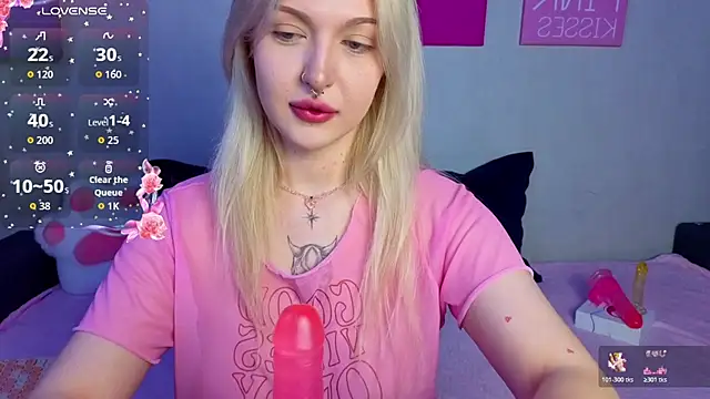 BlondieSummer online show from August 9, 5:16 pm