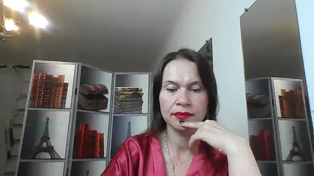 Selena Moo online show from June 26, 6:31 pm