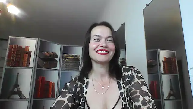 Selena Moo online show from July 25, 9:49 am