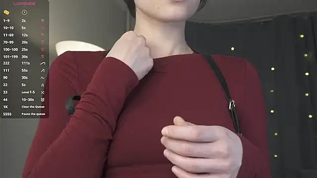 RubieNibbs online show from April 29, 6:46 pm