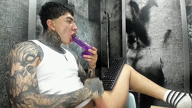 Gury tattoo online show from July 2, 9:43 pm