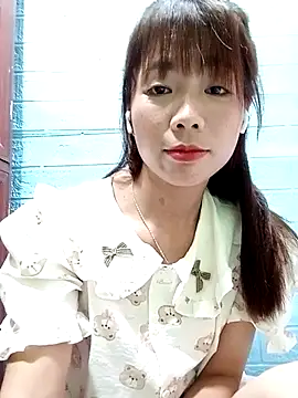 AmyLinee01 online show from July 28, 4:39 pm