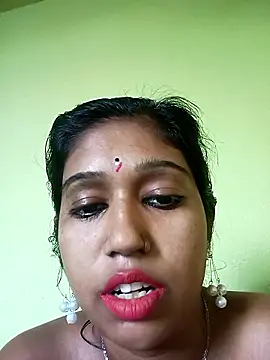 bannerjeesneha20 online show from May 17, 9:19 am