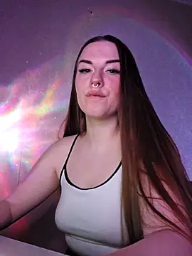 EvaansSmith online show from March 26, 7:37 pm