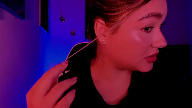Soouuf  online show from May 3, 2:37 am