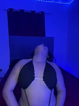 tanitapretty online show from March 31, 1:27 am