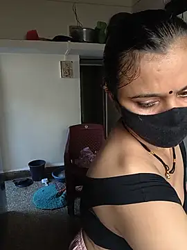 HeartlessGirl online show from June 16, 10:05 am
