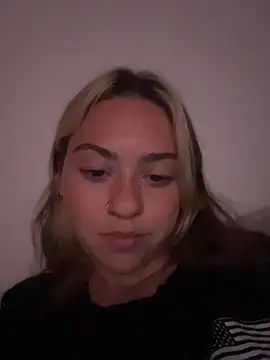 peachesncreamyy online show from July 20, 10:54 pm