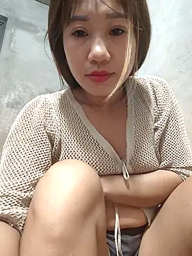 xinhxinh-cute online show from May 11, 11:02 pm