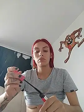 Derieri Blush online show from June 30, 4:50 pm