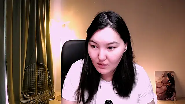 CamilaMartiez online show from April 3, 12:58 pm