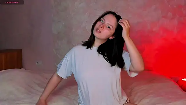 miss teasee online show from April 22, 10:12 am