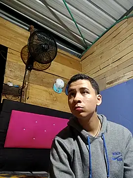 Emyli Liamm online show from March 26, 9:11 am