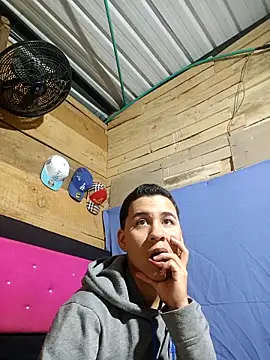 Emyli Liamm online show from March 27, 8:26 am