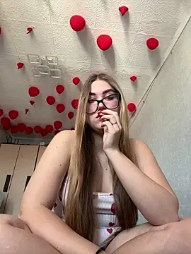 MissAuroraX online show from April 25, 8:06 am