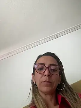 AlanaBrunetteX X online show from May 15, 8:22 pm
