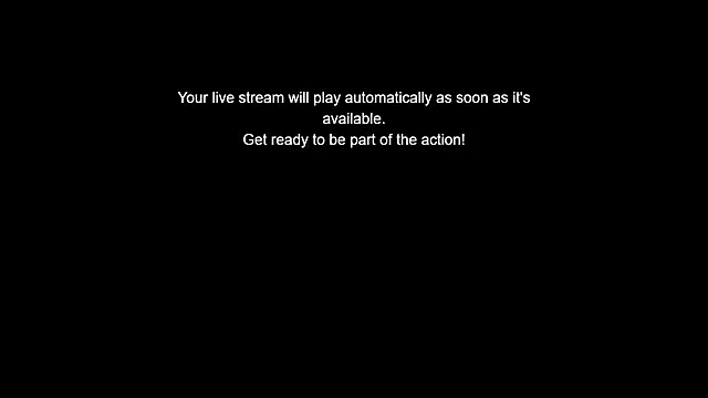 DreamyPair online show from April 4, 9:19 am