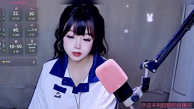 Cuviee online show from May 4, 5:22 am