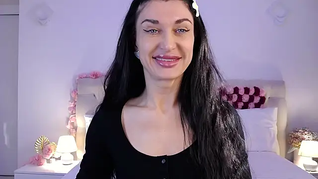AriannaCruise online show from May 3, 2:26 am